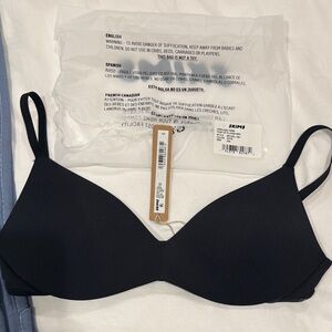 SKIMS Black Women's Bra
